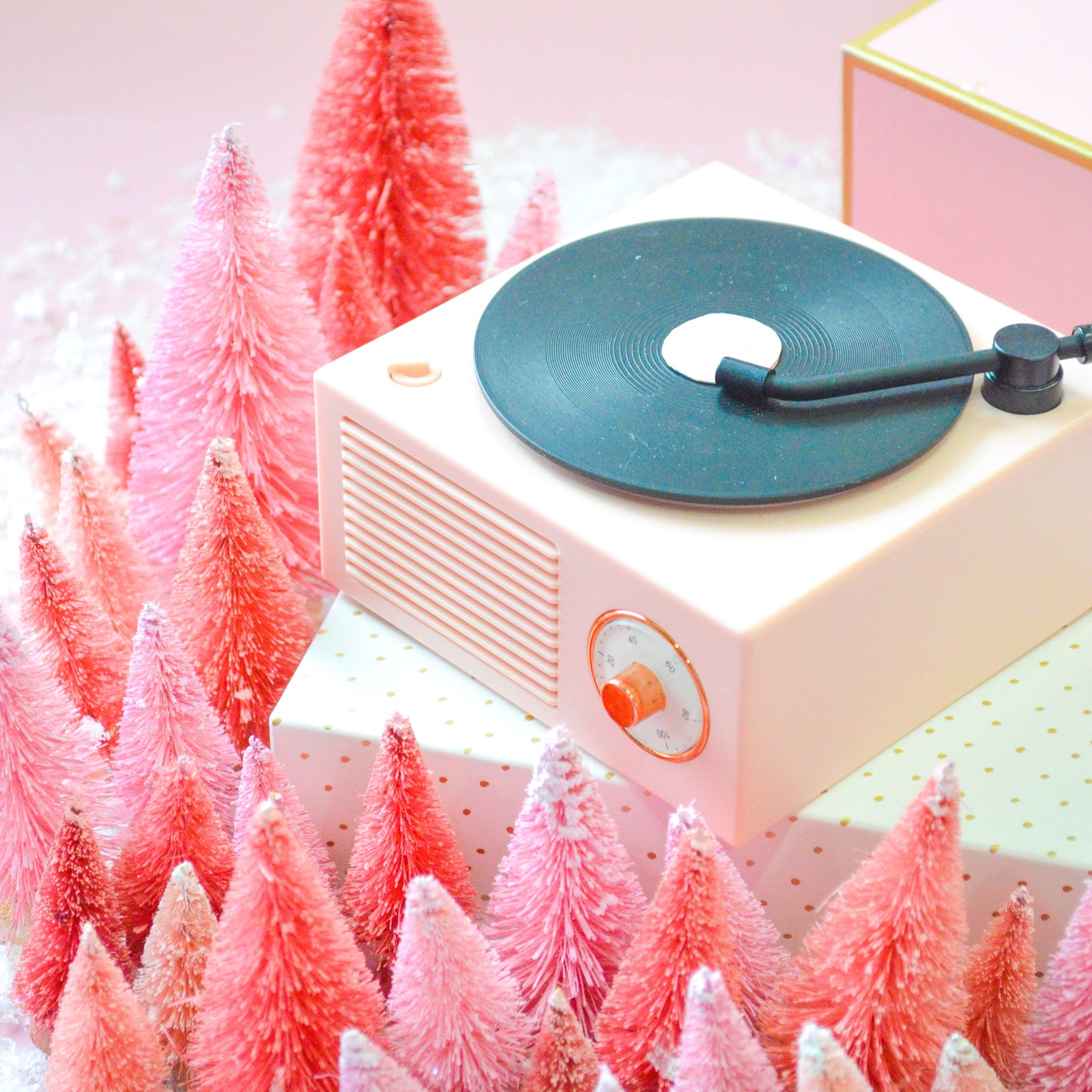 Vespani™ Retro Bluetooth Record Player