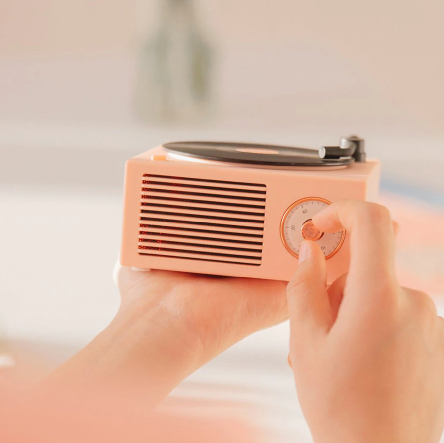 Vespani™ Retro Bluetooth Record Player